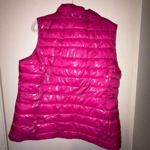 Relativity Fuchsia Quilted Vest - Picture 2 of 3